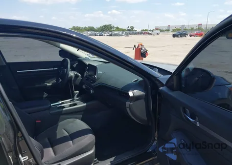 2022 Nissan Altima Sv Fwd z USA, uszkodzony, nr VIN 1N4BL4DV9NN383014